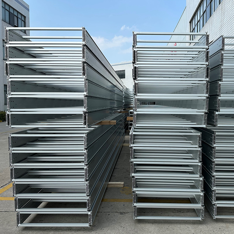 Aluminium dubbele ladderkabellade