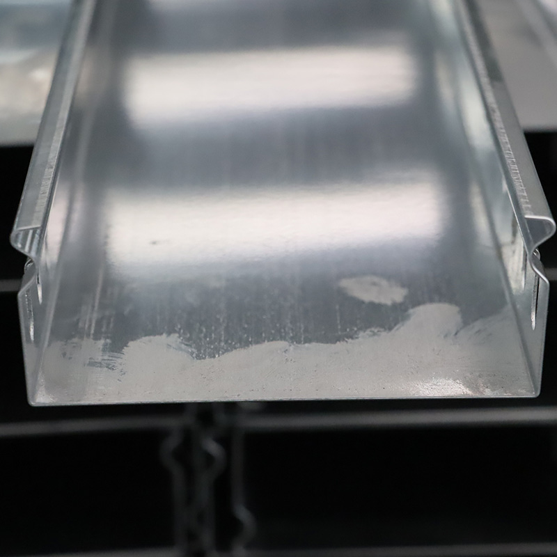 Zelfsluitende kabelgoot