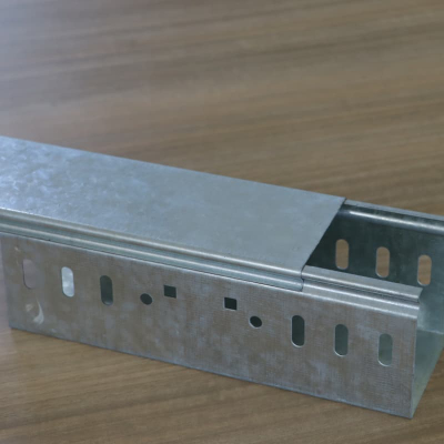 Groothandel zelfborgende kabelgoten