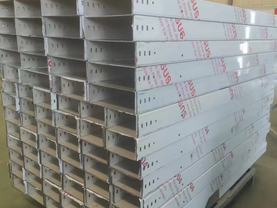 Brug met stalen structuur