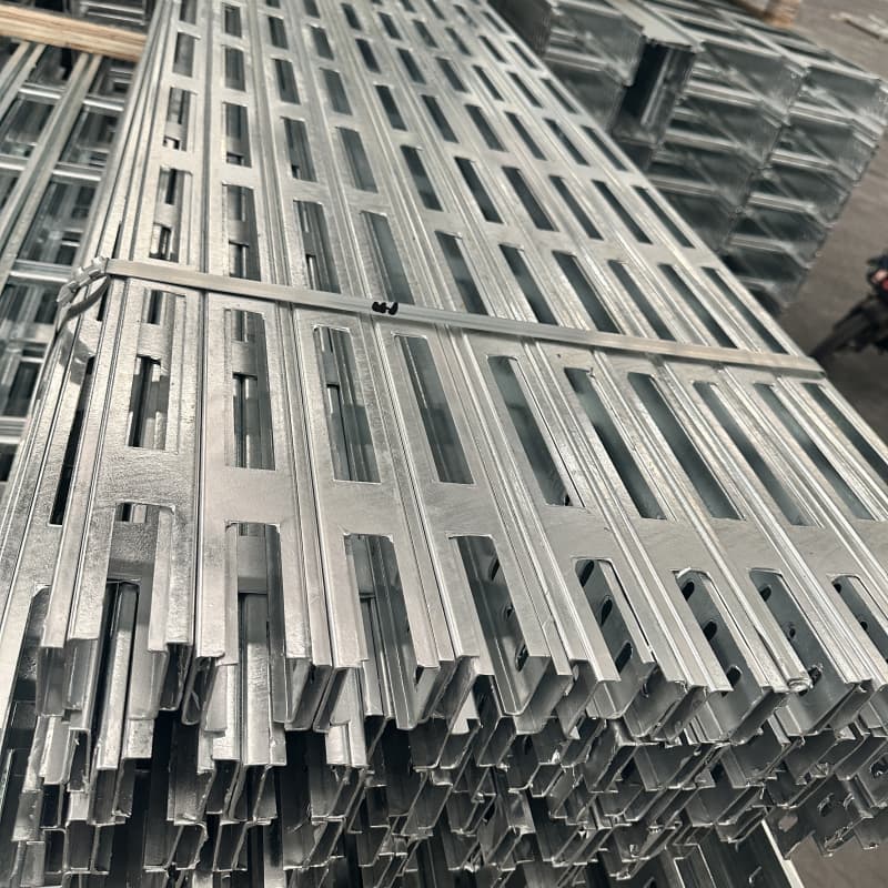 Kabelgoot met grote overspanning