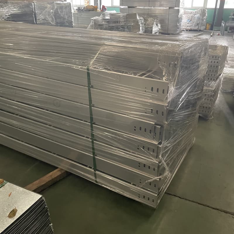 Brug met stalen structuur